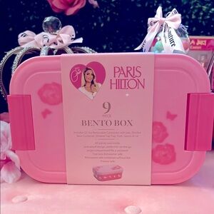 🩷🌸FLASH SALE Paris Hilton Pink Bento Box-9pc